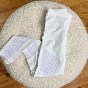 ALO Yoga White MOTO Leggings